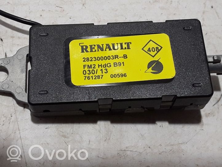 Renault Megane III Aerial antenna amplifier 282300003R