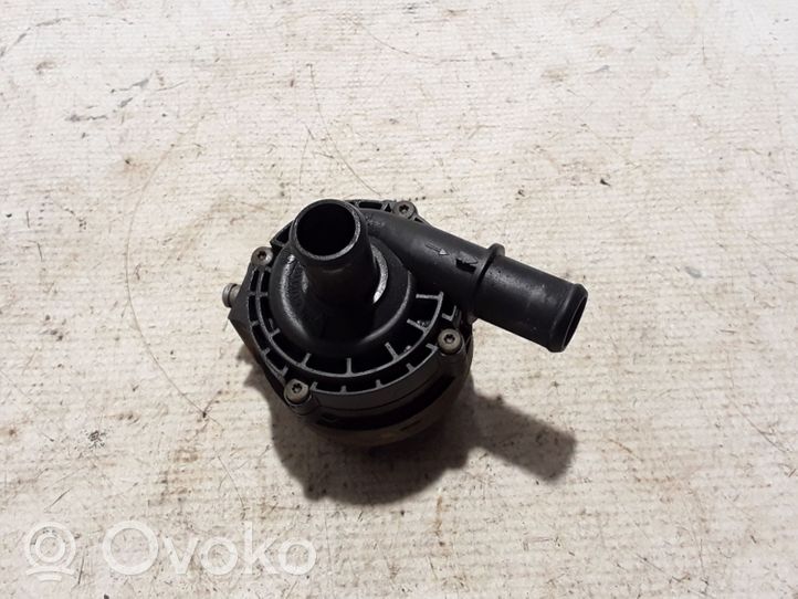 Renault Megane III Pompe à eau de liquide de refroidissement 144B00004R