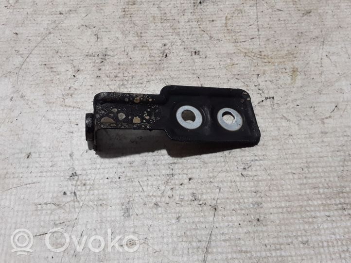 BMW 5 G30 G31 Supporto di montaggio del parafango 7440418