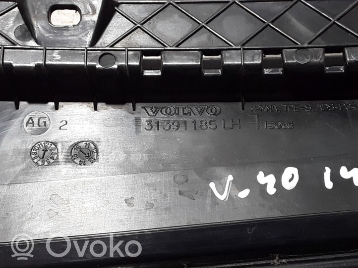 Volvo V40 Moulure de porte arrière 31391185