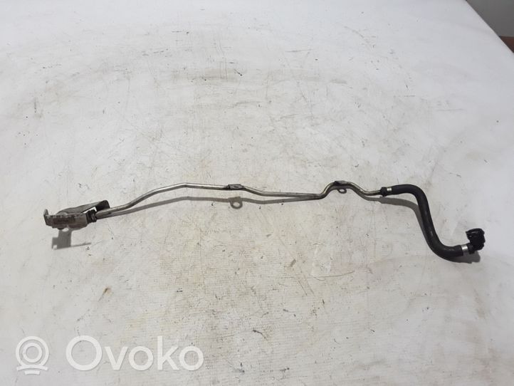 BMW 5 F10 F11 Brake vacuum hose/pipe B6570538