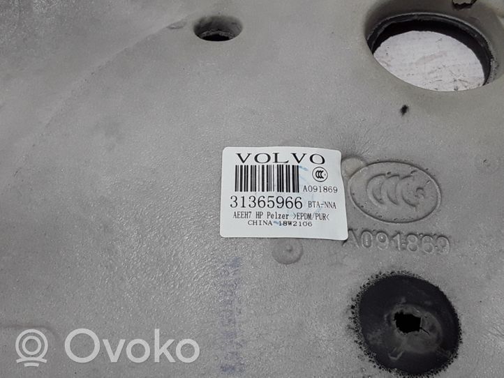Volvo S90, V90 шумоизоляция перегородки 31365966