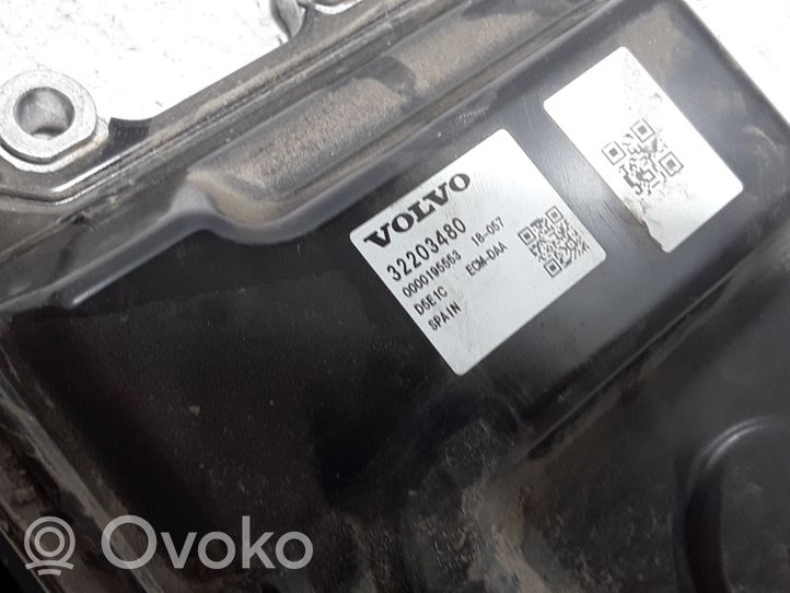Volvo S90, V90 Moottorin ohjainlaite/moduuli 32203480