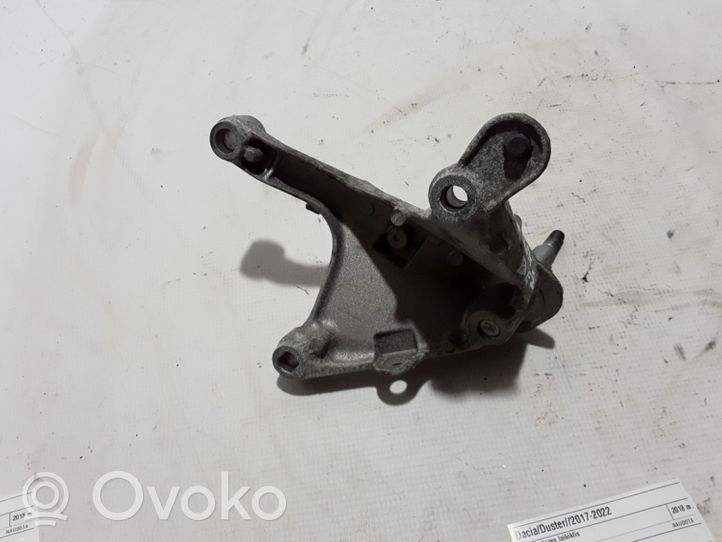 Dacia Duster II Supporto di montaggio scatola del cambio 112533062R