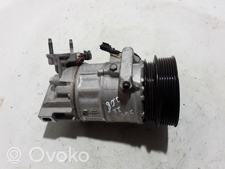 Volvo S60 Ilmastointilaitteen kompressorin pumppu (A/C) 31497908