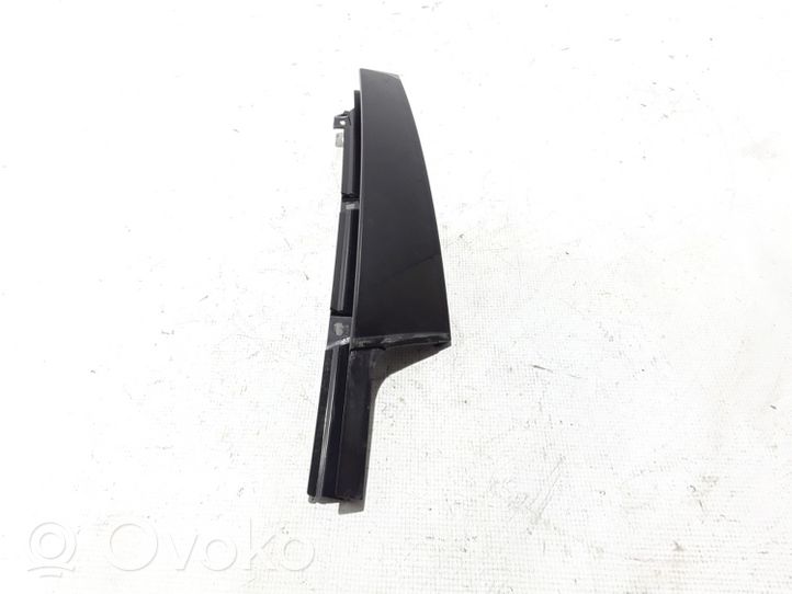 Volvo S60 Rivestimento modanatura del vetro della portiera anteriore 32257389