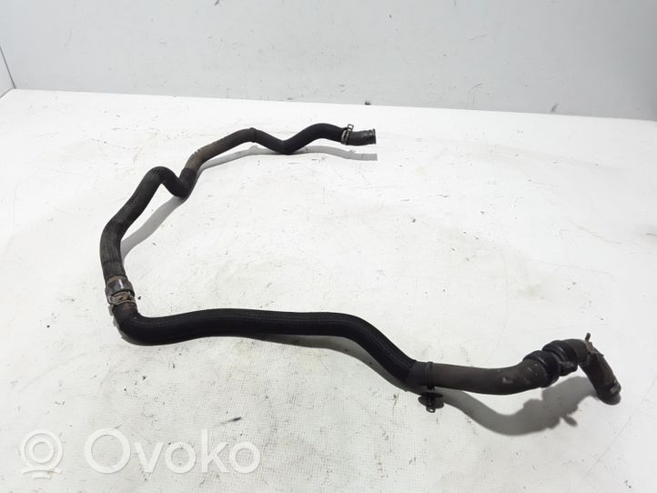 Opel Vivaro Engine coolant pipe/hose 924106084R