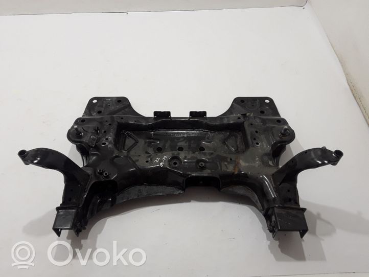 Volvo XC40 Sottotelaio anteriore 31681841