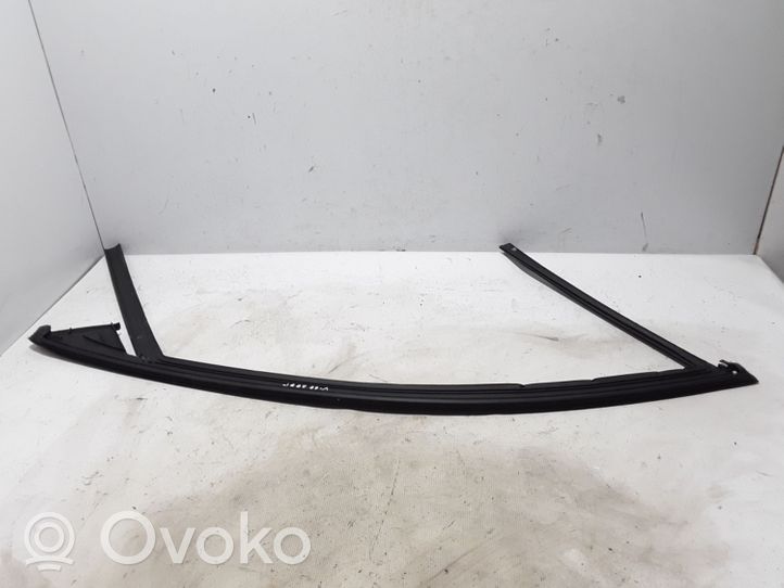 Volvo V60 Etuoven kumitiiviste (kiinni ovessa) 32274383