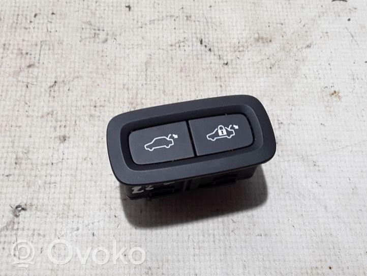 Volvo XC60 Tailgate opening switch 31674801