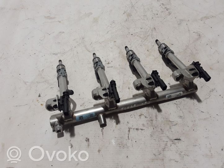 Volvo S60 Tuyau de conduite principale de carburant 31478555