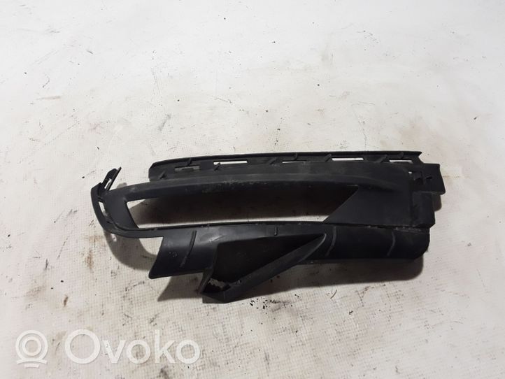 Volvo S90, V90 Sumuvalojen kiinnike 31449195