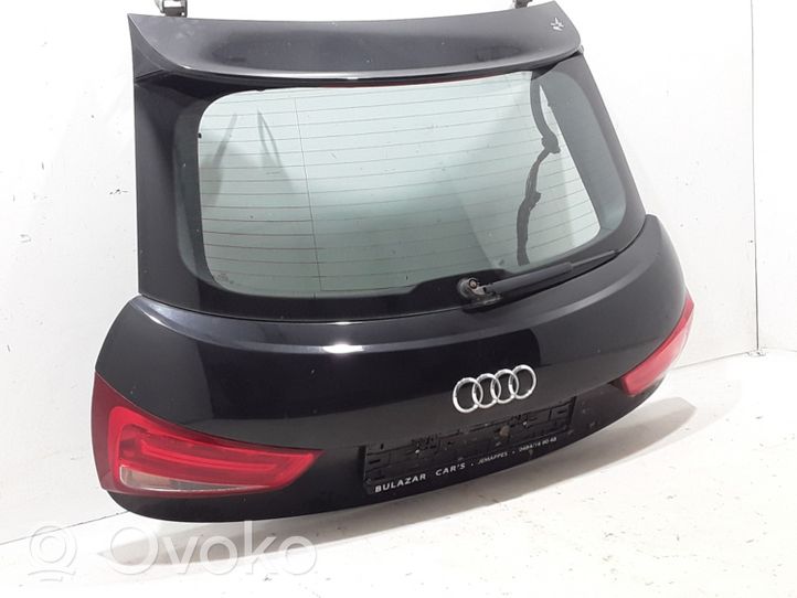 Audi A1 Tylna klapa bagażnika 8X3827023