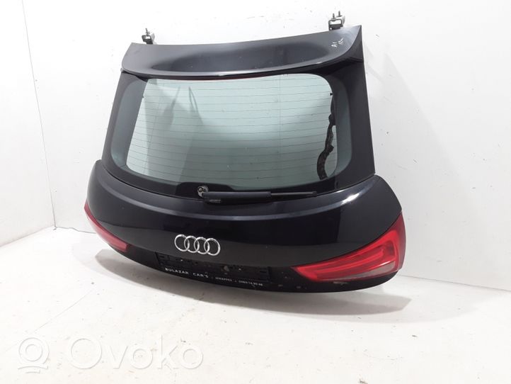 Audi A1 Tylna klapa bagażnika 8X3827023