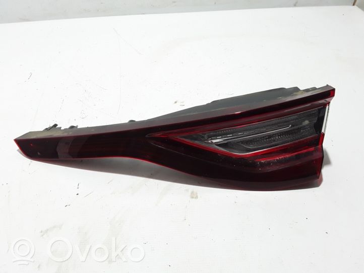 Renault Megane IV Luci posteriori del portellone del bagagliaio 265506075R