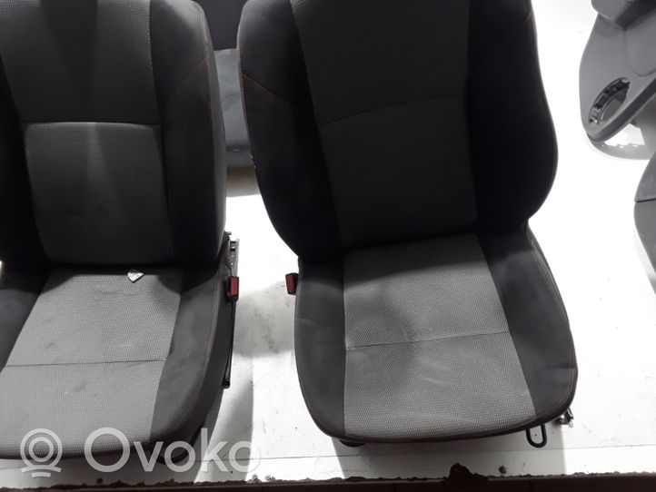 Dacia Duster Interior set 