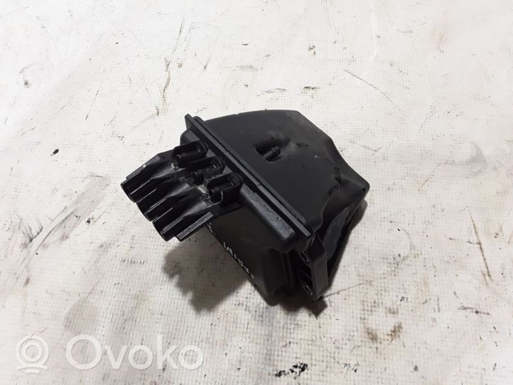 Mercedes-Benz Sprinter W907 W910 Altra parte del vano motore A6510700768