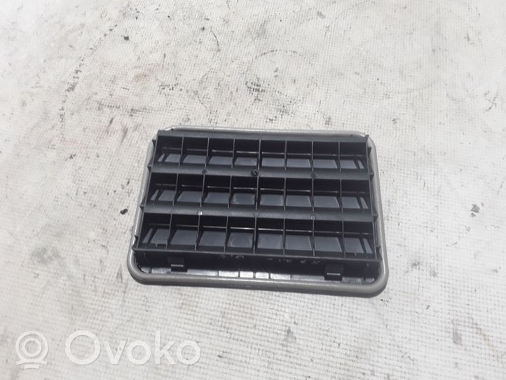 BMW X3 G01 Grill / Wlot powietrza błotnika przedniego 9176945