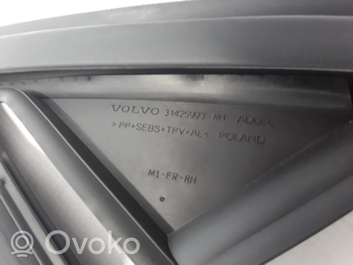 Volvo XC40 Etuoven kumitiiviste 31425993