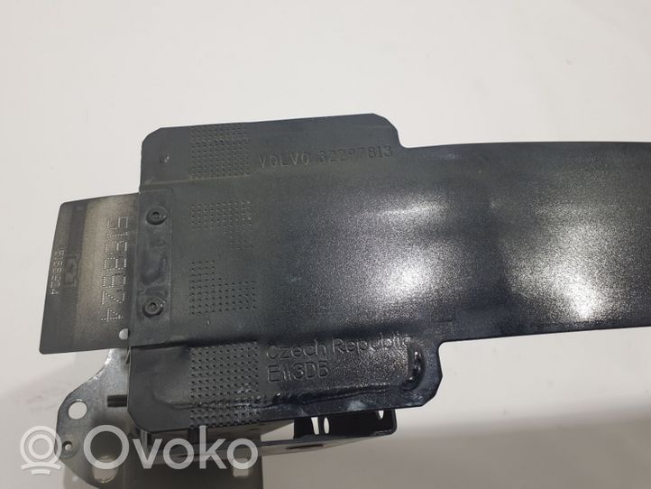 Volvo XC40 Traversa del paraurti anteriore 32297813