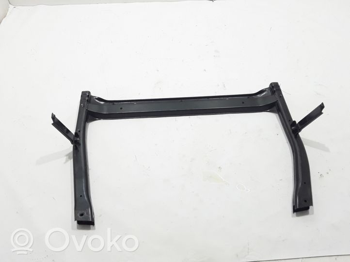 Volvo XC40 Staffa di montaggio del radiatore 32221552