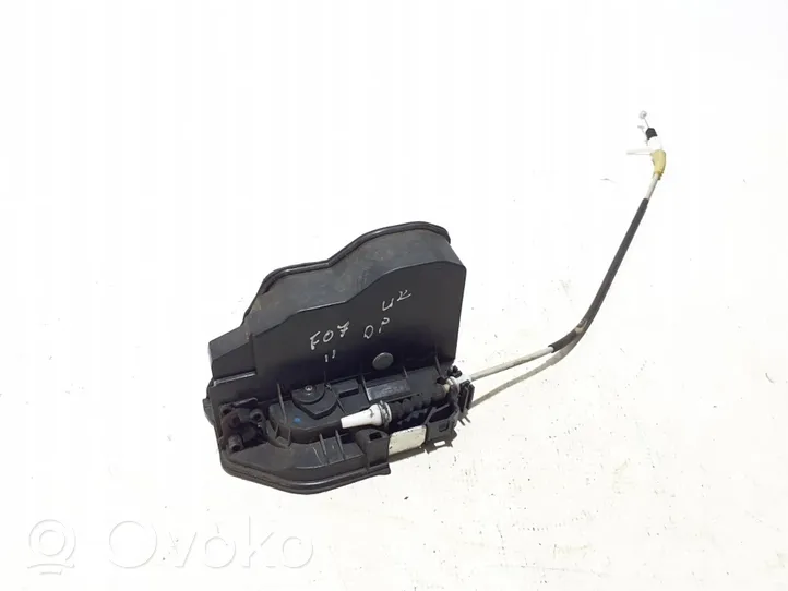 BMW 5 GT F07 Front door lock 7202144