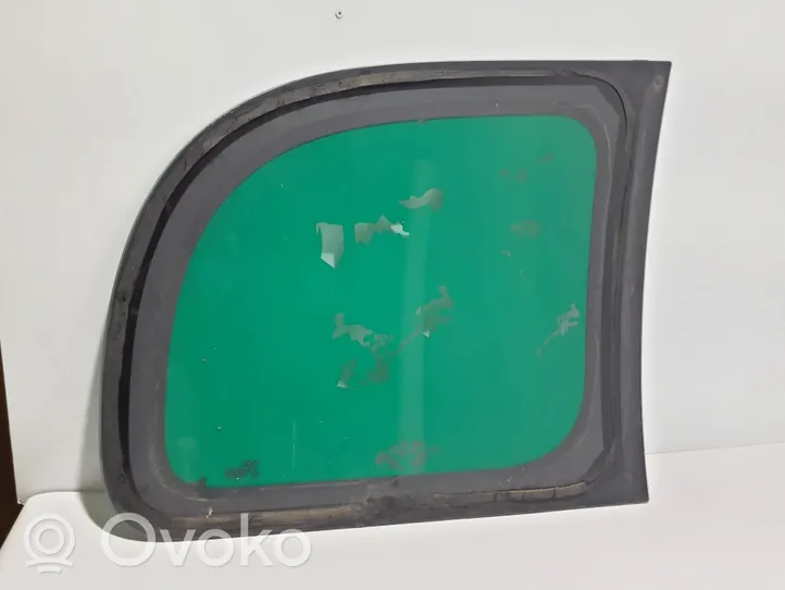 Renault Kangoo II Rear side window/glass 833078344R