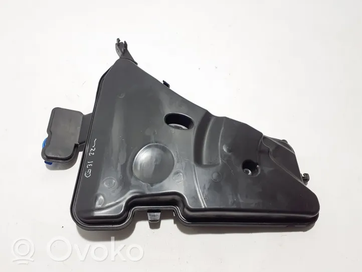 BMW 5 G30 G31 Réservoir de liquide lave-glace 7388944