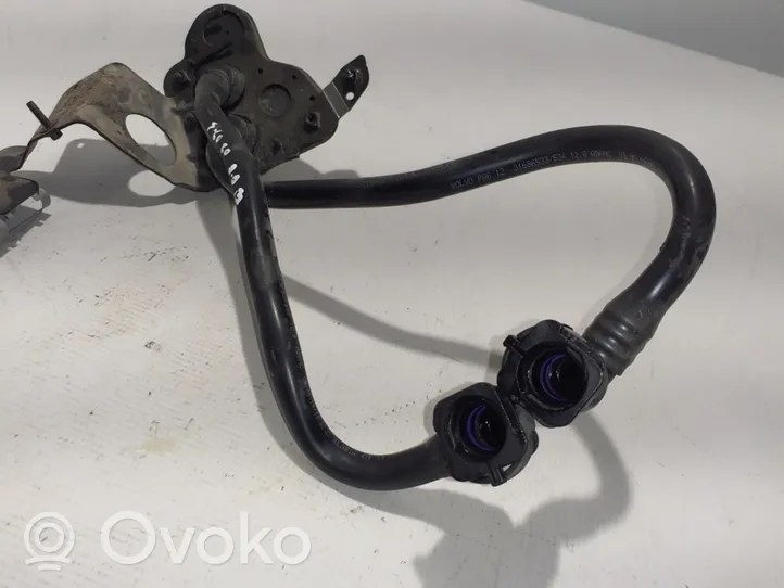 Volvo S60 Engine coolant pipe/hose 31686533