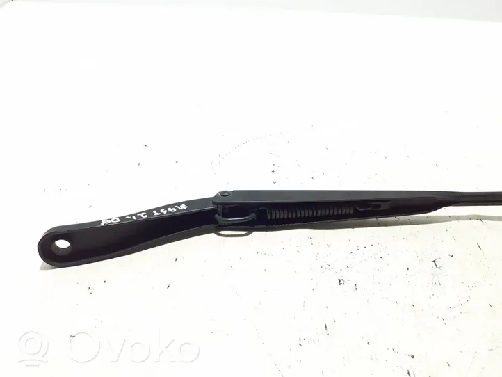 Renault Master III Front wiper blade arm 8200734777