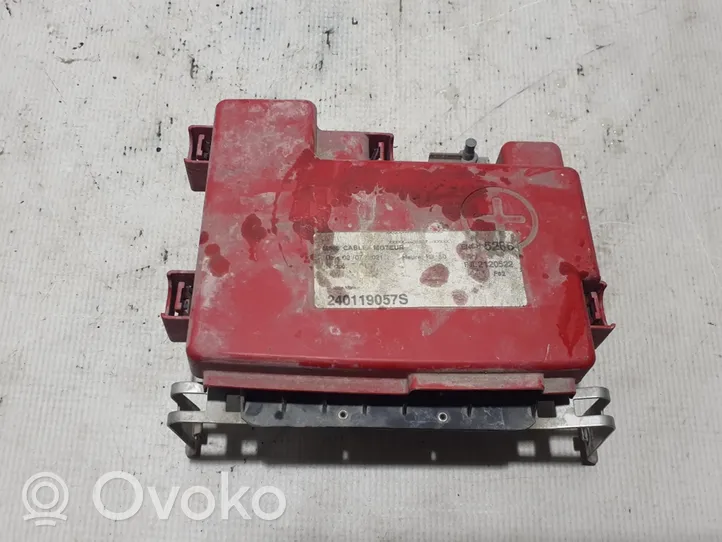 Renault Master III Cavo positivo (batteria) 241143001R