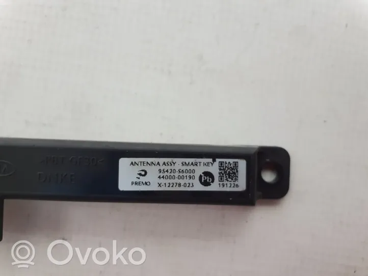 KIA Xceed Antena (GPS antena) 95420S6000