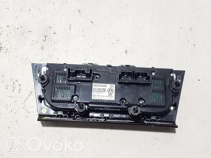 Volkswagen PASSAT B8 Module unité de contrôle climatisation 5GE907044AL