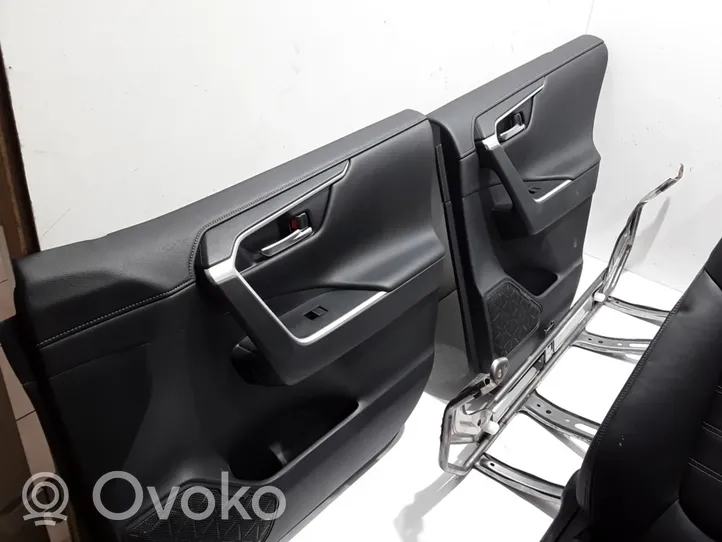 Toyota RAV 4 (XA50) Innenraum komplett 