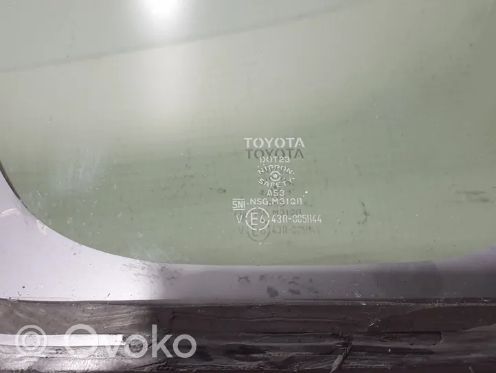 Toyota RAV 4 (XA50) Szyba karoseryjna tylna 6271042360