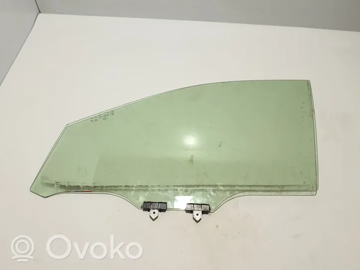 Toyota RAV 4 (XA50) Vitre de fenêtre porte avant (4 portes) 6810242270