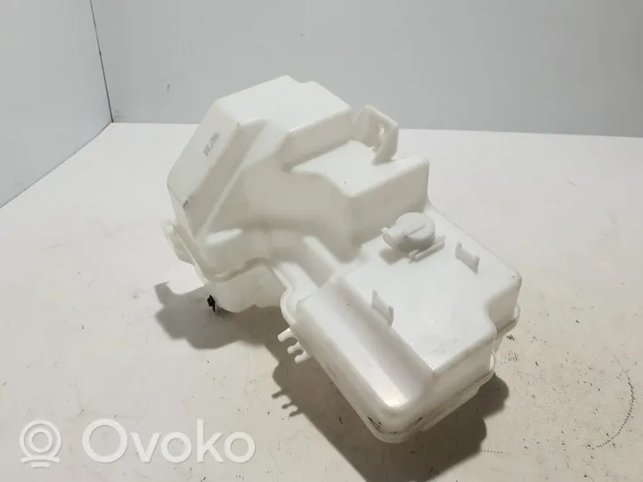 Volvo XC40 Langų skysčio bakelis 31356640