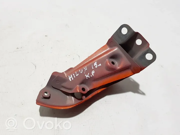 Toyota Hilux (AN120, AN130) Supporto di montaggio del parafango 53908KK020