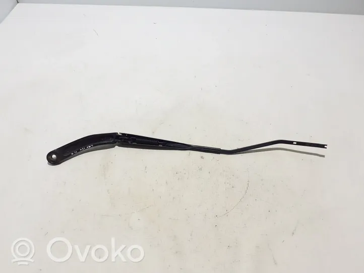 Renault Captur Front wiper blade arm 288818445R