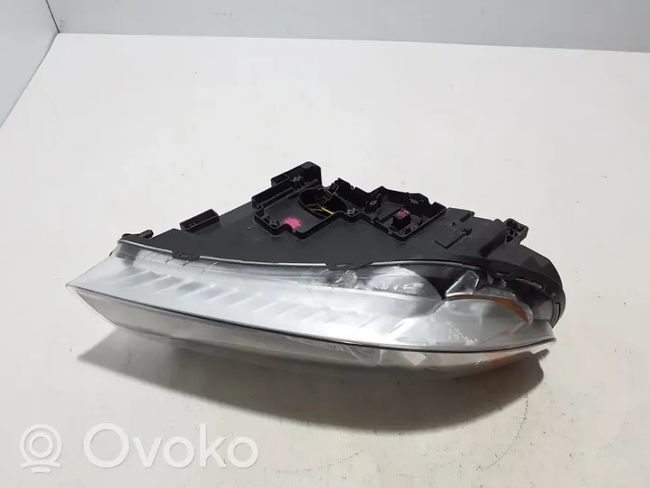 Volvo S80 Lampa przednia 31383541