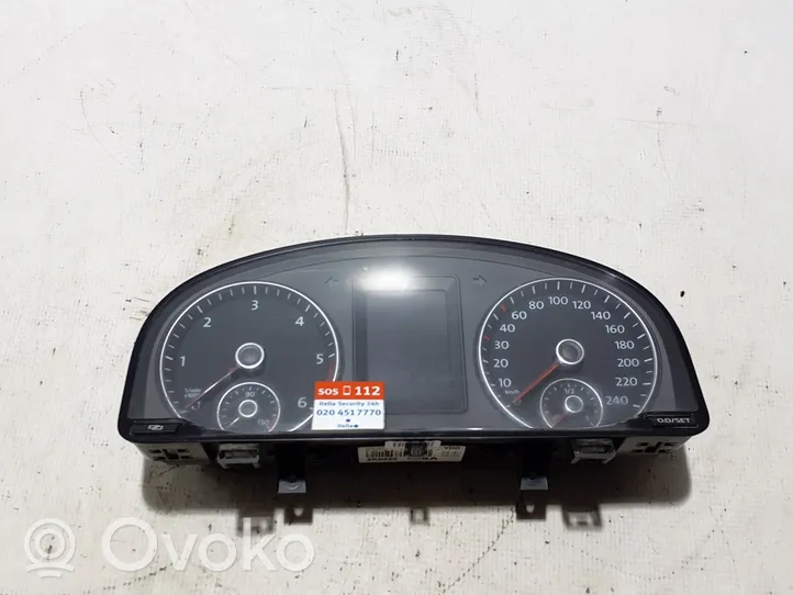 Volkswagen Caddy Geschwindigkeitsmesser Cockpit 2K0920865A