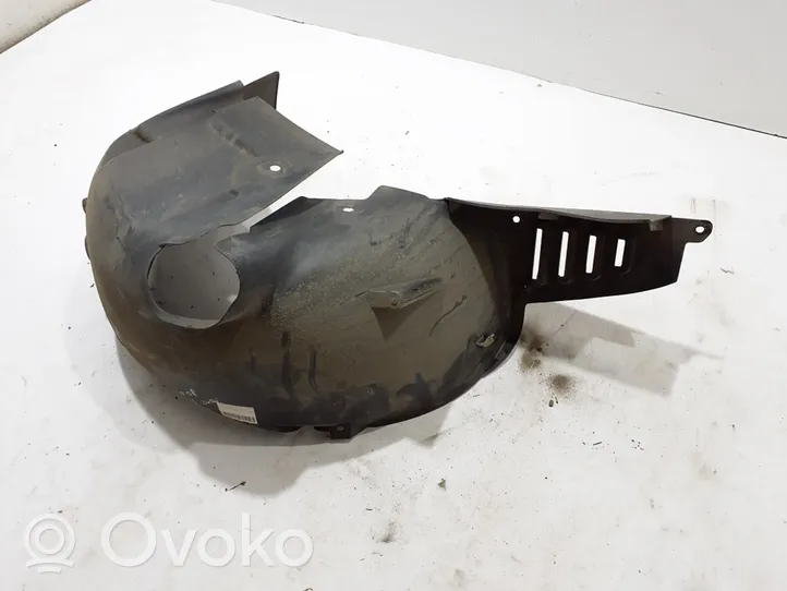 Renault Clio III Nadkole tylne 8200582956