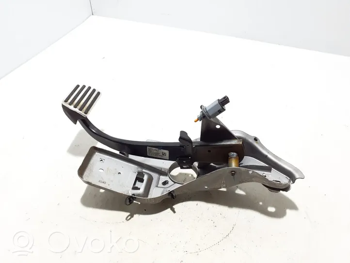 Volvo XC40 Brake pedal 32265013