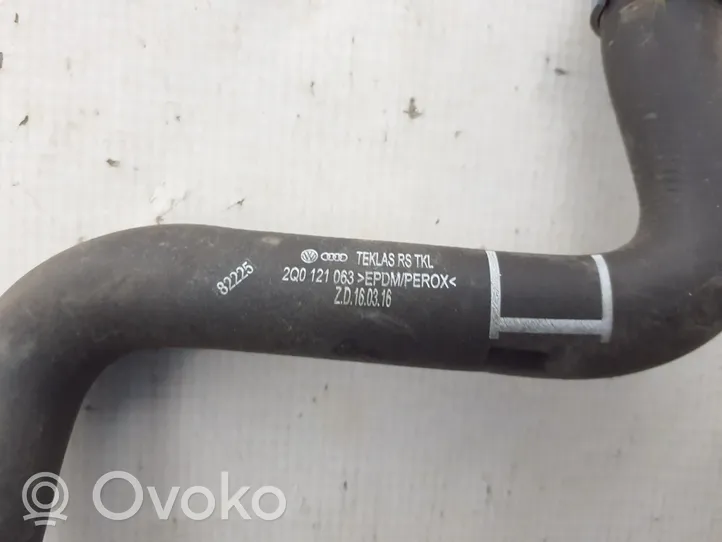 Skoda Kamiq Engine coolant pipe/hose 2Q0121063