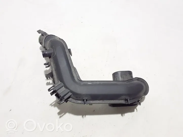 Skoda Kamiq Tube d'admission de tuyau de refroidisseur intermédiaire 04C145673