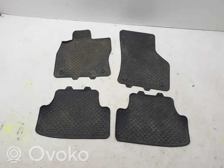 Volkswagen Golf VII Car floor mat set 5G1061502