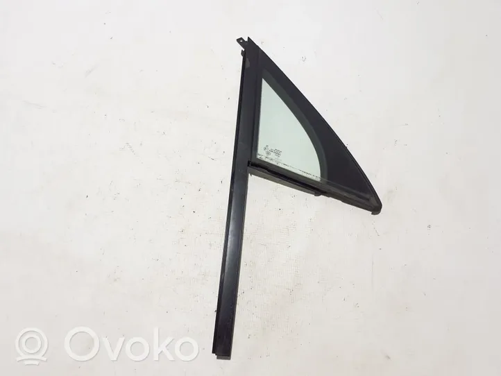 Volkswagen Touareg II Front door vent window glass four-door 7P6845114E