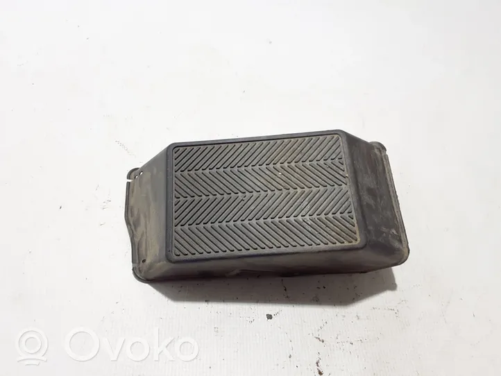 Toyota Land Cruiser (J120) Inne części wnętrza samochodu 5819060080