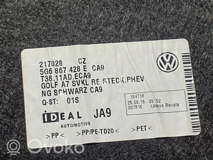 Volkswagen Golf VII Boczek / Tapicerka / bagażnika 5G6867428E