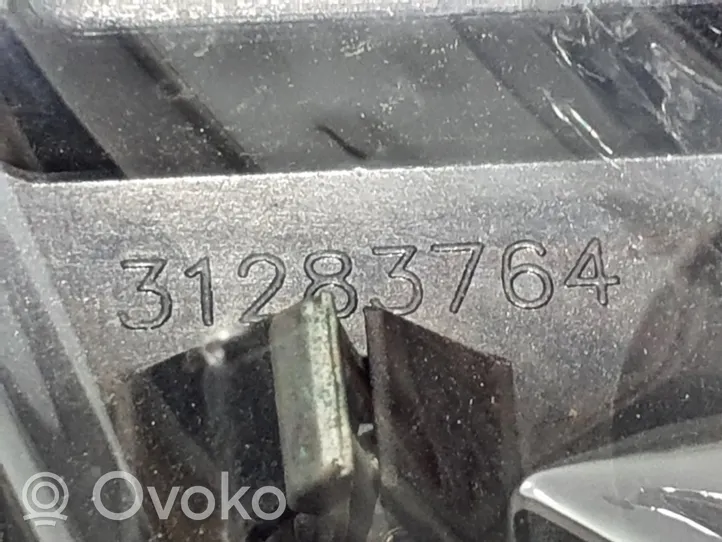 Volvo V40 Grille de calandre avant 31283764